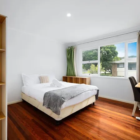 Value 4beds Near Shops, Cafes And Forest Holiday home Brisbane