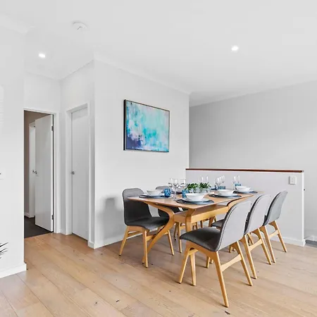 Apartment Stylish 3br Townhouse Camphill - Wifi, Parking