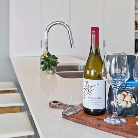 Apartment Stylish 3br Townhouse Camphill - Wifi, Parking Brisbane