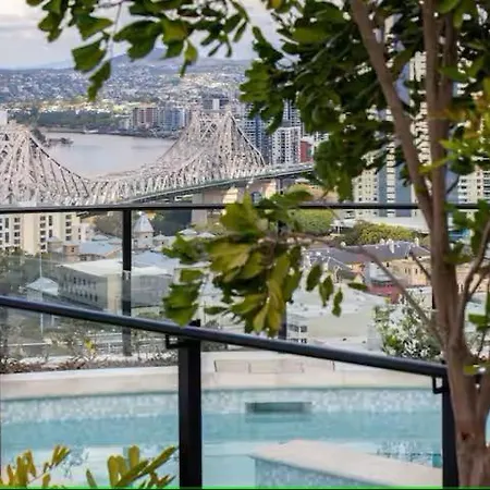 Luxury Peppers Infinity Pool Stylish With 2bd & 1c Park Holiday home