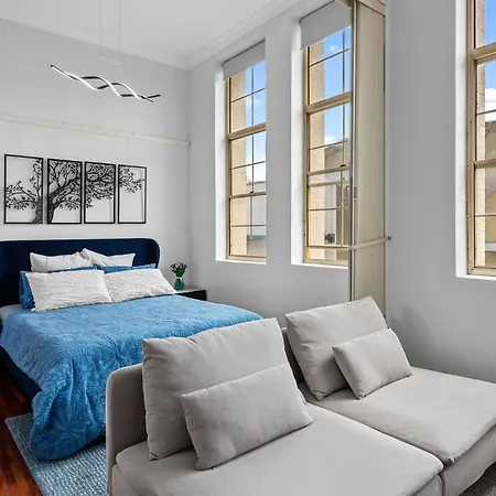 Stylish 1 Bedroom Retreat In The Heart Of Apartment *