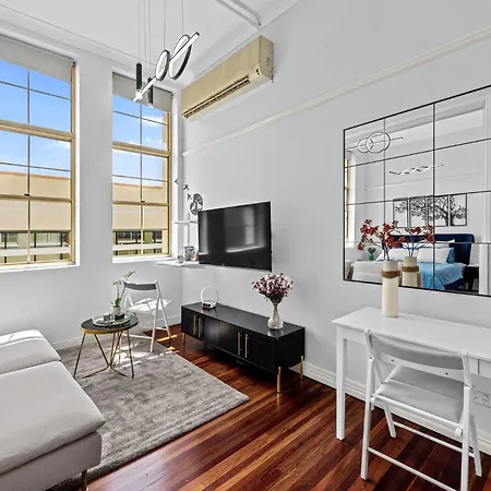 Apartment Stylish 1 Bedroom Retreat In The Heart Of *