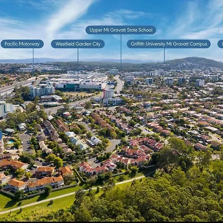 Apartment A 3 Bedders Close To Everything Brisbane