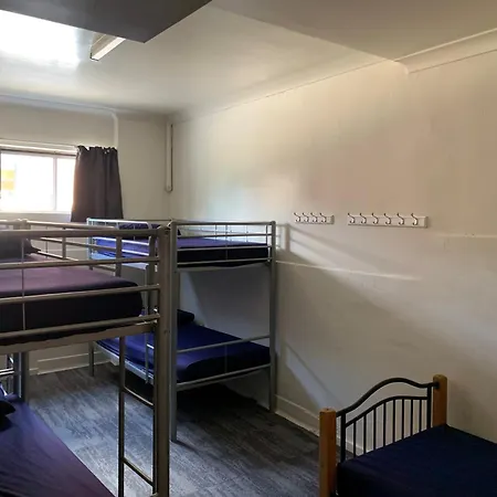 Hostel Habitat Backpackers