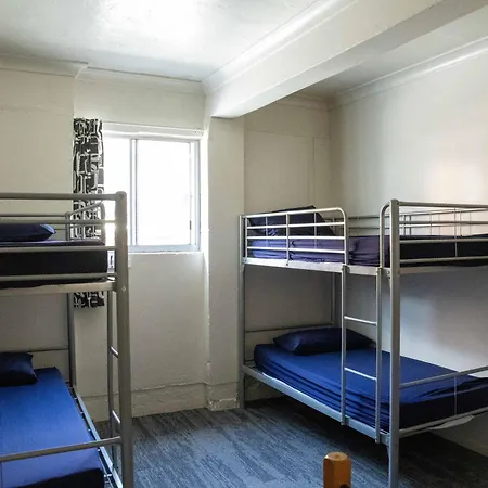 Hostel Habitat Backpackers