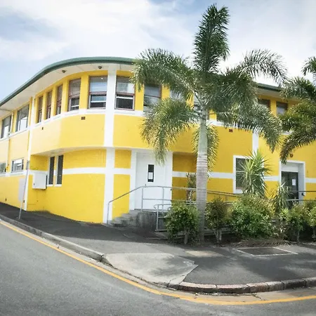 Hostel Habitat Backpackers Brisbane