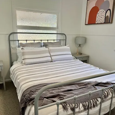 3 Bed Queenslander In Heart Of