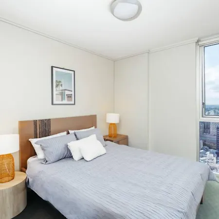 Great Value Cbd 2 Beds Free Carpark Pool And Gym Apartment