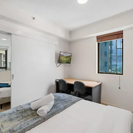 Apartment Value 2beds At Cbd With Pool Gym Carpark Brisbane