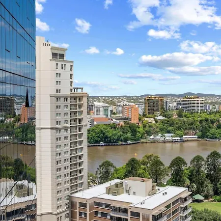 Apartment Value 2beds At Cbd With Pool Gym Carpark
