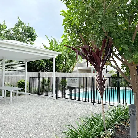 Wynnum Oasis Retreat