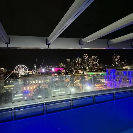 Apartment Hampton's Haven On Level 17 In Casino Towers *