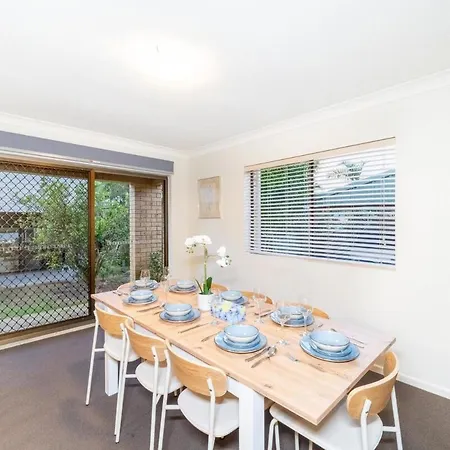 Palatial 4br 2ba Sunnybank Family Retreat * Brisbane