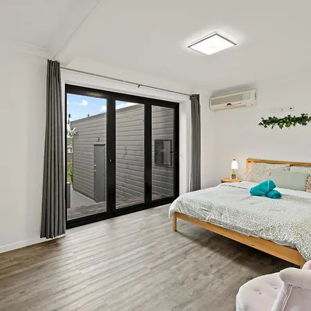 Spacious 4br Near Sunnybank With Modern Amenities * Brisbane
