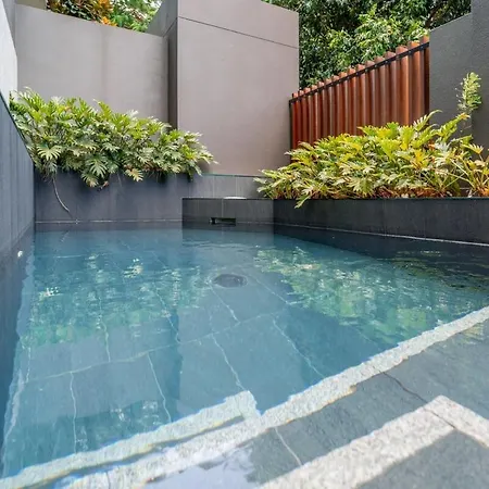 Luxury 3br In Beautiful New Farm Apartment *