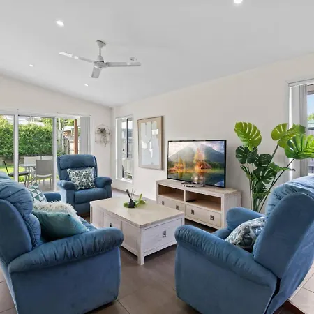 Charming 4bedroom Near Train Station And Beaches Brisbane