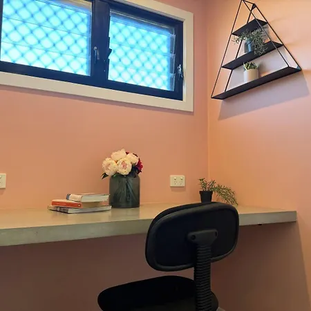Spacious 4br Near Sunnybank With Modern Amenities Apartment *