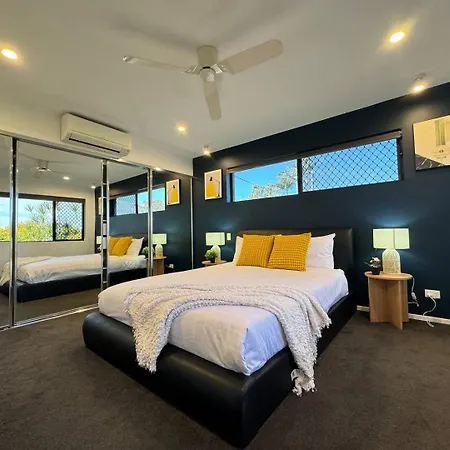 Spacious 4br Near Sunnybank With Modern Amenities Apartment