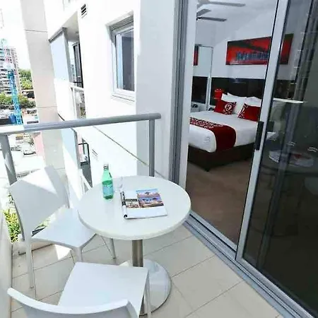 Discover Comfort Cbd Balcony Pool Gym Sauna *