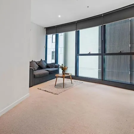 Stylish Cbd 2b Apt-pool & Gym Brisbane