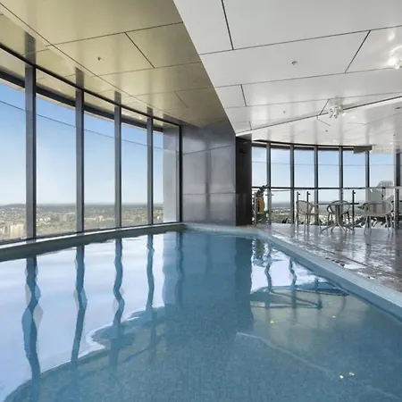 Stylish Cbd 2b Apt-pool & Gym Apartment *