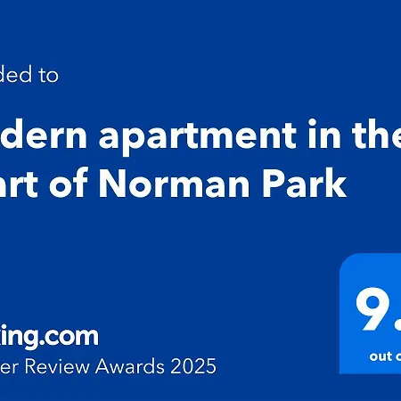 Spacious 2b2b Close To Cbd - Free Parking Apartment *