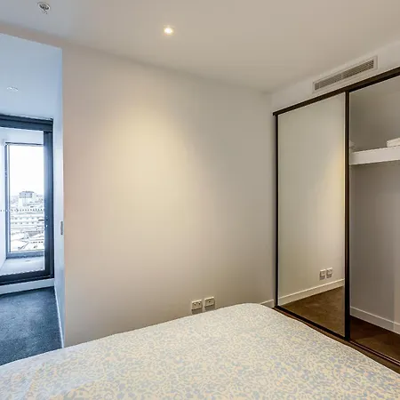 Skyline Haven, Luxe 2br With Pool & Gym In Fortitude Valley