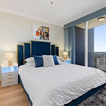 Apartment Lux 2bed Apt, Parking, Pool