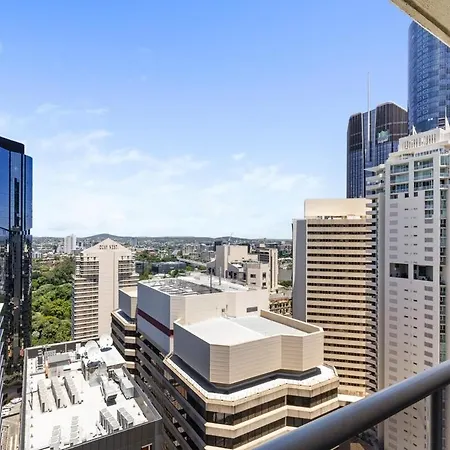 Lux 2bed Apt, Parking, Pool Apartment *