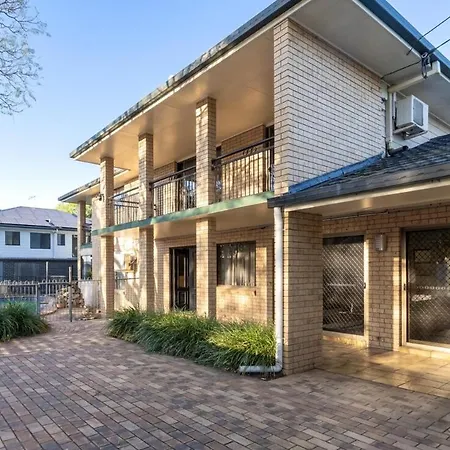 Space Abundant 4bed 2bath Sunnybank Retreat Brisbane