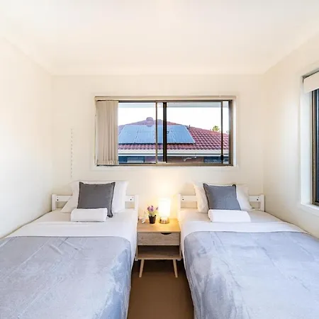 Space Abundant 4bed 2bath Sunnybank Retreat *