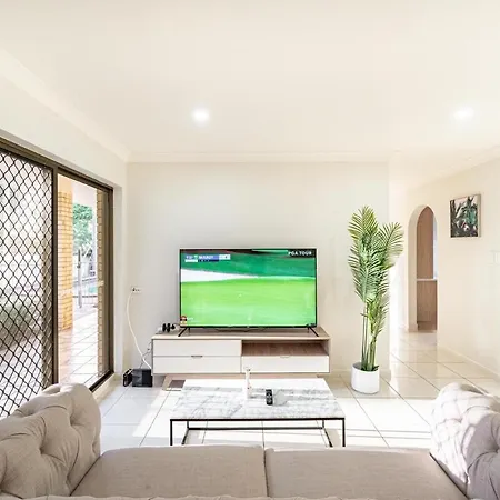 Space Abundant 4bed 2bath Sunnybank Retreat Brisbane