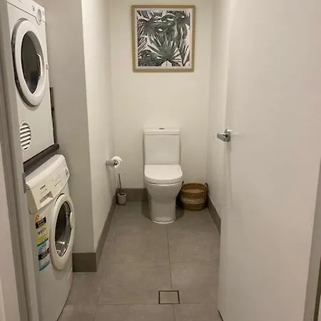 Ancassa Retreat Luxury Haven Near Train Bus Apartment *