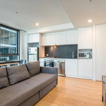 1-bedroom With Pool, Sauna, And Parking In South Apartment