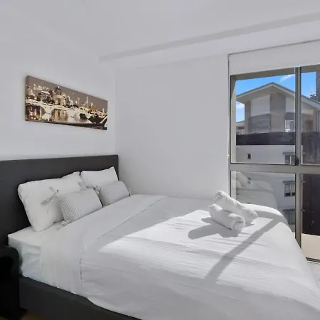 Apartment Cbd Modern 3bed Panoramic River View, 2cars And Pool Brisbane