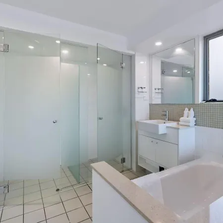 Cbd Modern 3bed Panoramic River View, 2cars And Pool