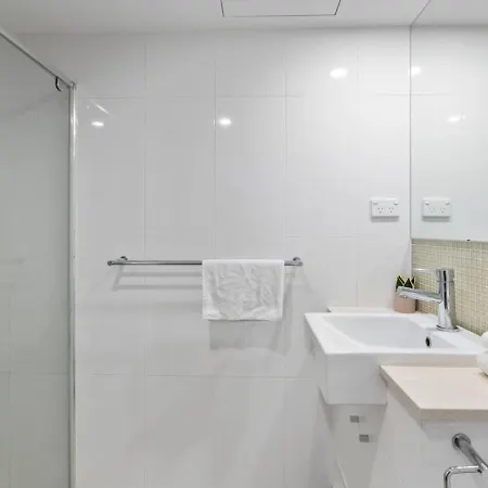 Cbd Modern 3bed Panoramic River View, 2cars And Pool Apartment Brisbane