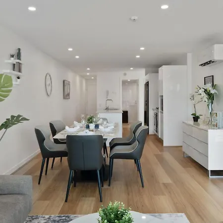 Apartment Cbd Modern 3bed Panoramic River View, 2cars And Pool *