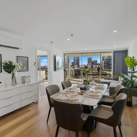 Cbd Modern 3bed Panoramic River View, 2cars And Pool Brisbane