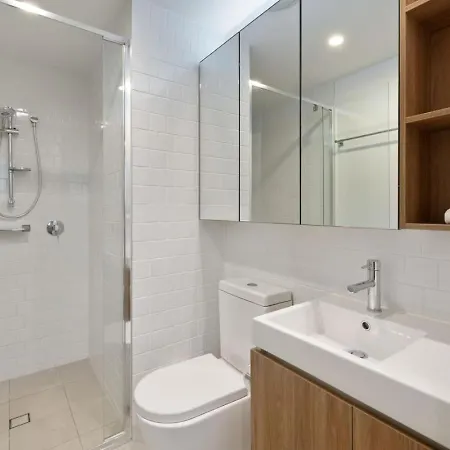 Rooftop Pool And View Stylish 2bed With Ducted Ac * Brisbane