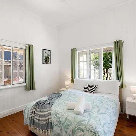 Charming 4-bed Queenslander Spacious * Brisbane