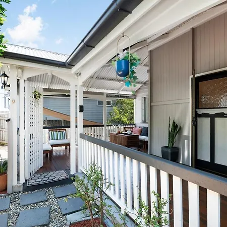 Holiday home Charming 4-bed Queenslander Spacious Brisbane