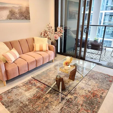 River & View Near Airport With Infinity Pool, Spa, Sauna, Steam Apartment