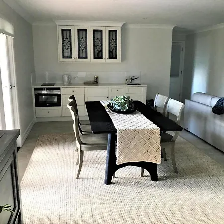Holiday home Stunning Private Unit With Pool Hosted By Homestayz Brisbane
