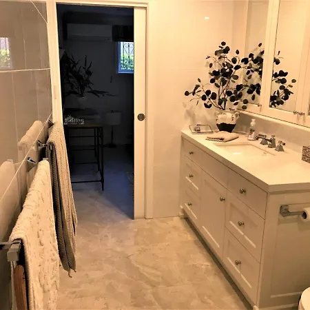Holiday home Stunning Private Unit With Pool Hosted By Homestayz