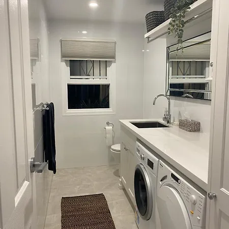 Stunning Private Unit With Pool Hosted By Homestayz *
