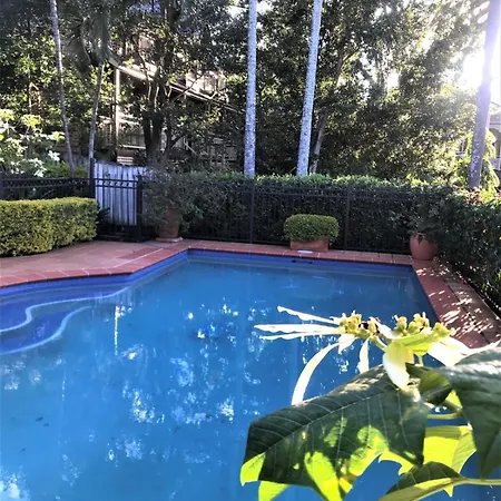 Stunning Private Unit With Pool Hosted By Homestayz Holiday home