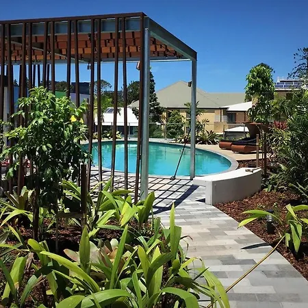 Luxury 2 Bedroom Near South Bank With Free Car Park, Pool, Views And Sofa Bed Brisbane