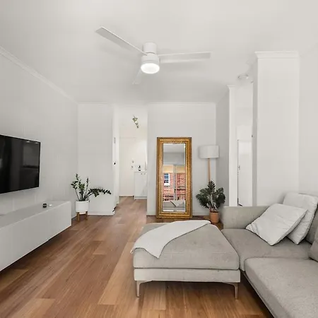 Apartment Bright In Trendy New Farm