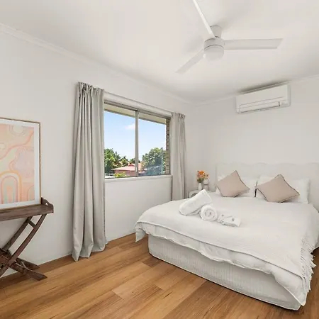 Bright In Trendy New Farm
